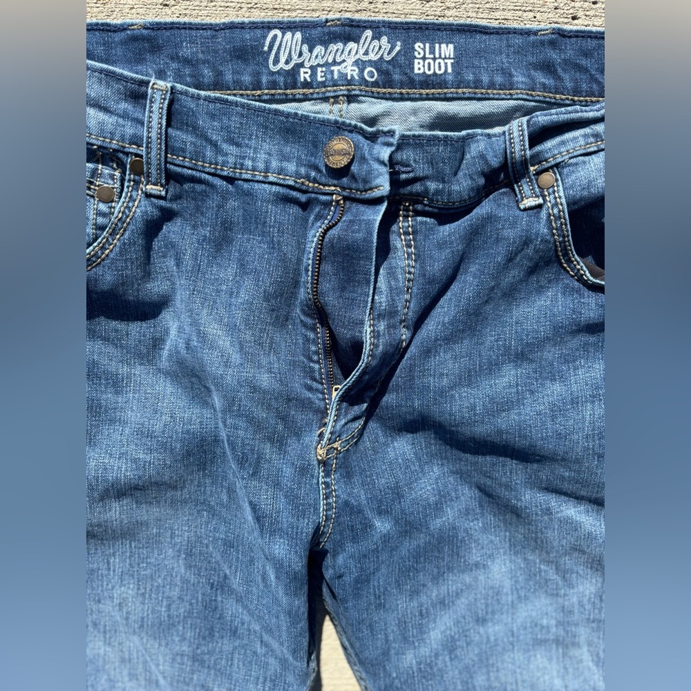 Wrangler Slim Boot Jeans in Medium Blue Denim